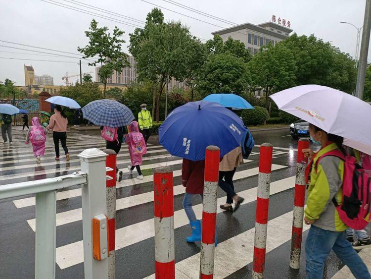 九龙山镇最新交通动态